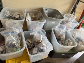 Resale, crafting, repurpose mix jewelry tubs 20+ pounds, beads, ring, necklace, joyas, brooch, DIY