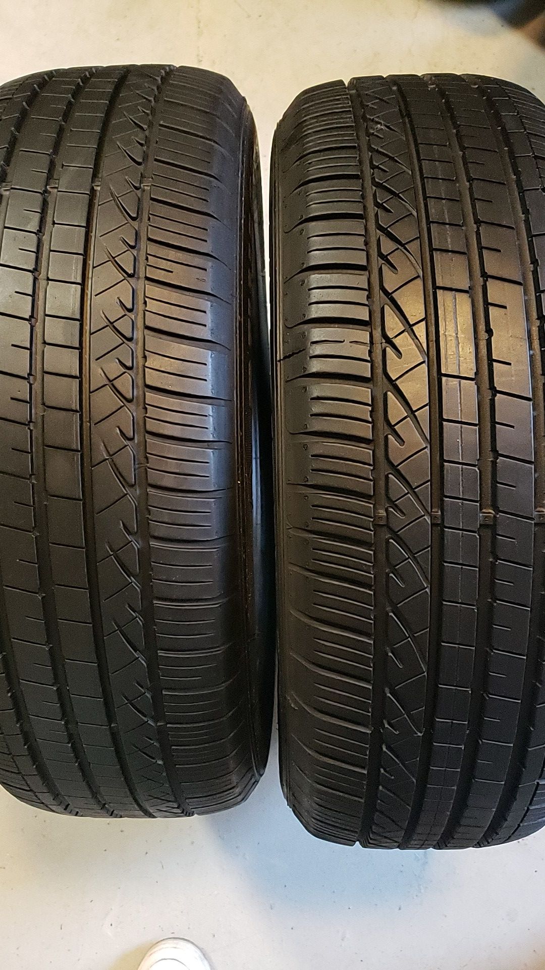Dunlop in good condition 2 tires 215 65 16 good tread
