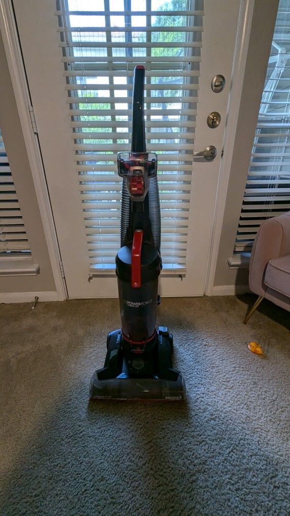 BISSELL PowerForce Helix Turbo Pet Upright Vacuum 3332