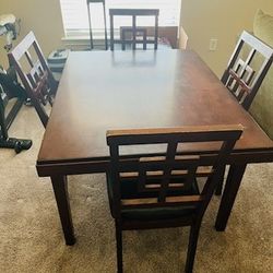 Kitchen Table With 4 Chairs 