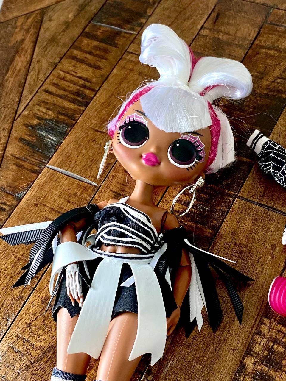 LOL Surprise OMG Movie Magic Spirit Queen Fashion Doll H 10.5"