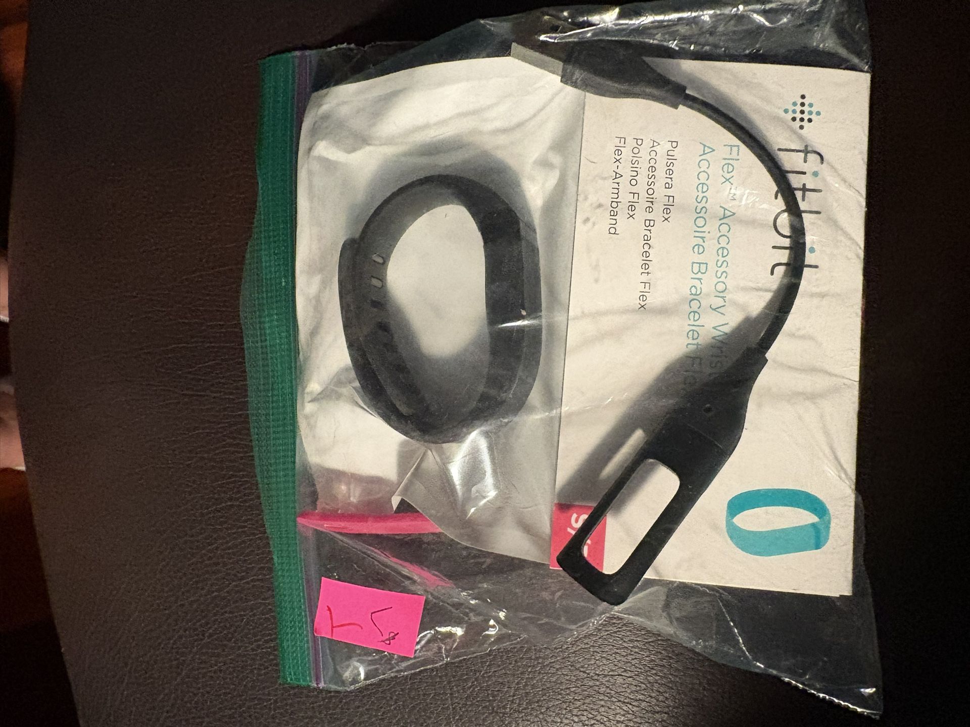 Fitbit With Multiple Bands And Charger