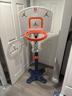 Step 2 Little Kids Basketball Hoop