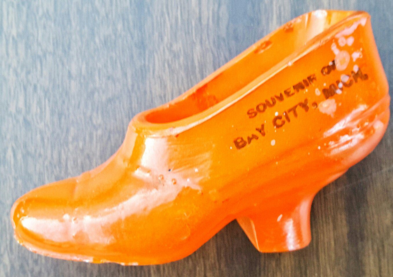Bay city michigan antique orange glass souvenir shoe