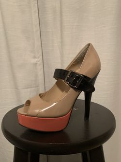 Steve Madden ‘Bellahh’ Platform Pump (Size 7)
