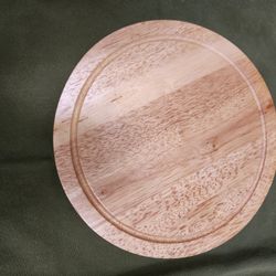 New & Unused Avon Cheese Board & Tools 