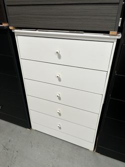 Dresser Five Drawers / Cajoneras Nuevas Colores