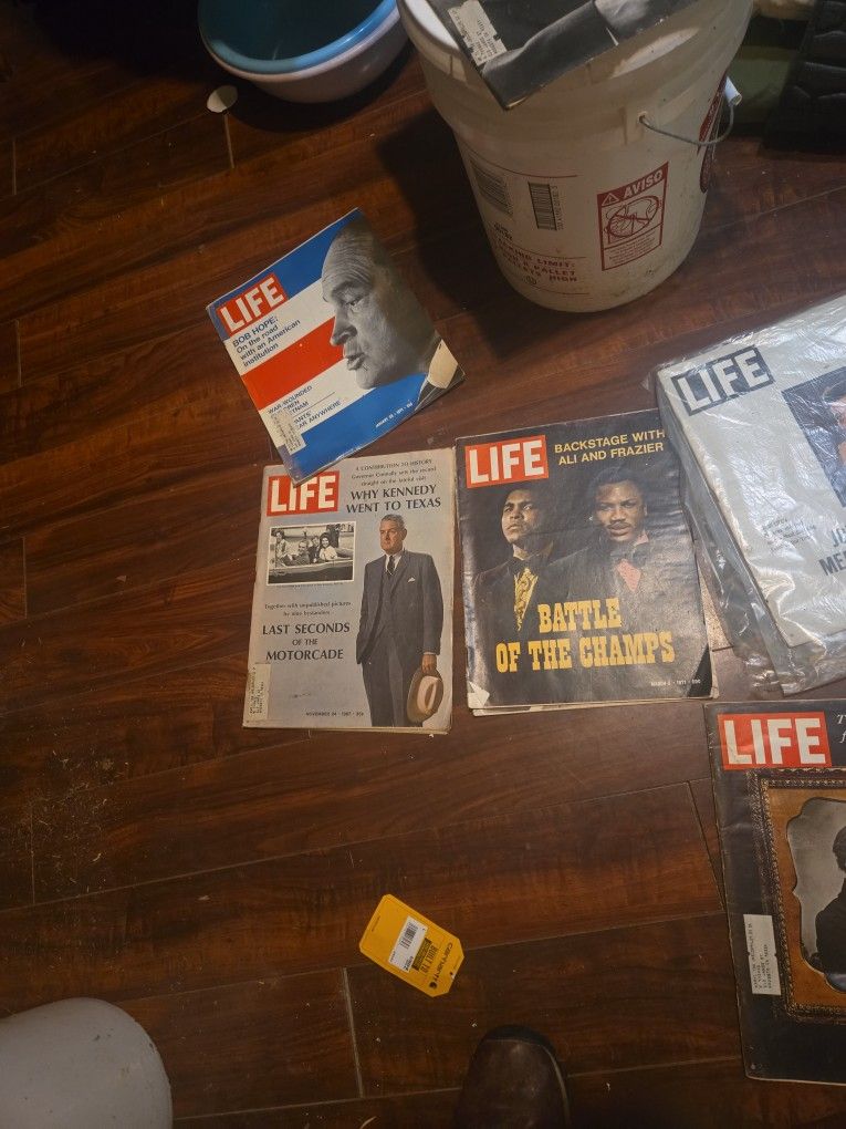 1952 Life Magazine
