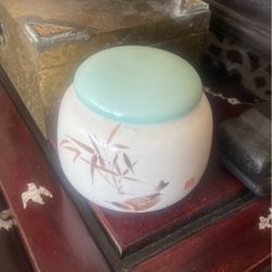 Tea Jar/ Storage Chinese Style