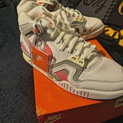 Nike Air Tech Challenge 2