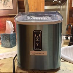 Compact Ice Machine