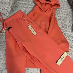 Essential FOG CORAL M*send best offer* NEW