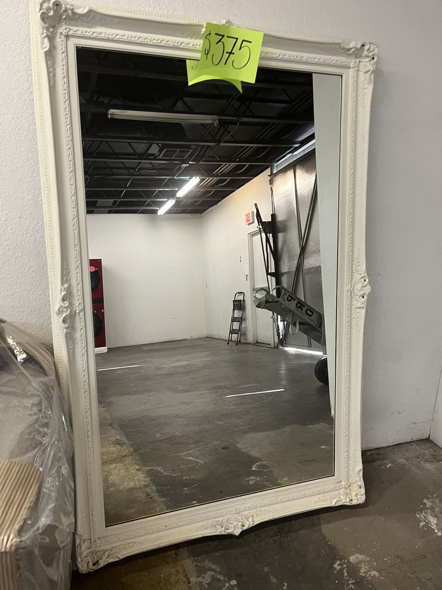 Antique Mirror 🎈🎈🎈🎈