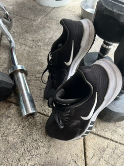 Nike Shoes 9.5
