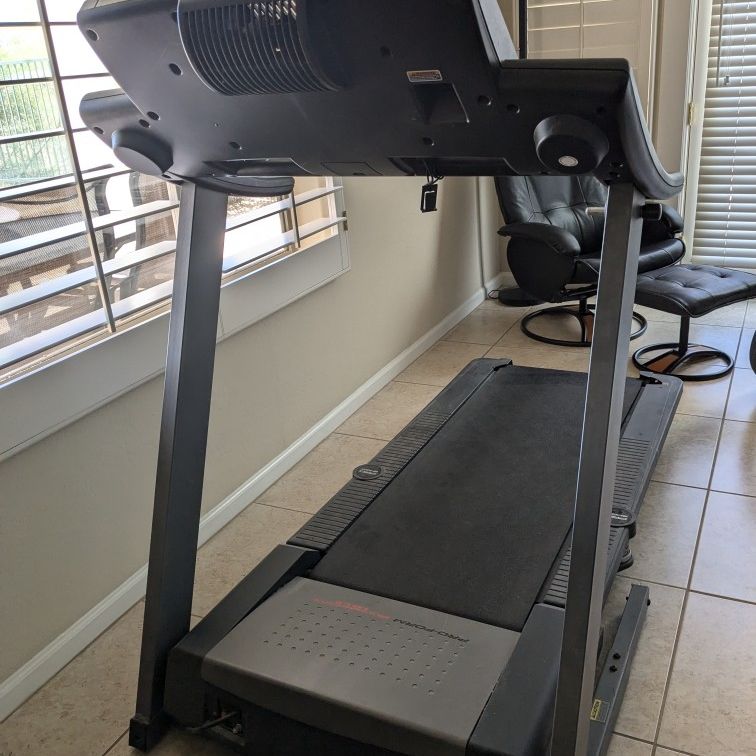 REDUCED PRICE Proform Perspective 1.0 LX TV Treadmill for Sale in Scottsdale AZ OfferUp