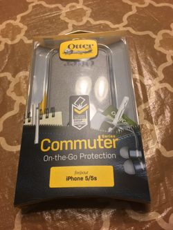 Otter box iPhone 5/5s new