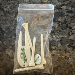 Club Sargento Golf Set - 4 Tees , Ball Marker and Cleat Cleaner