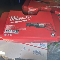1- Milwaukee Sawzall Corded New 
