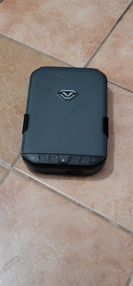 Vaultek Lifepod 10 Safe