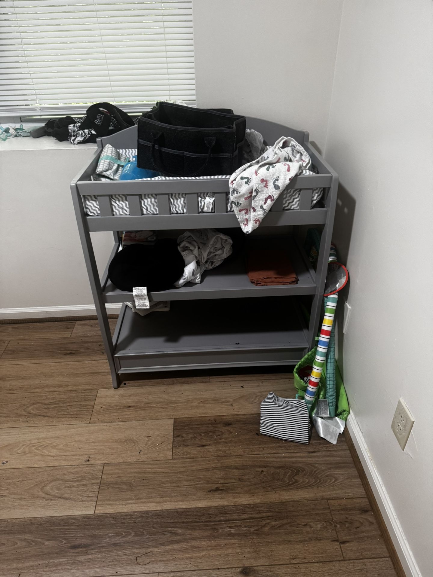 baby changing table