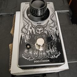 Does It Doom - Sabbathi Fuzz pedal 