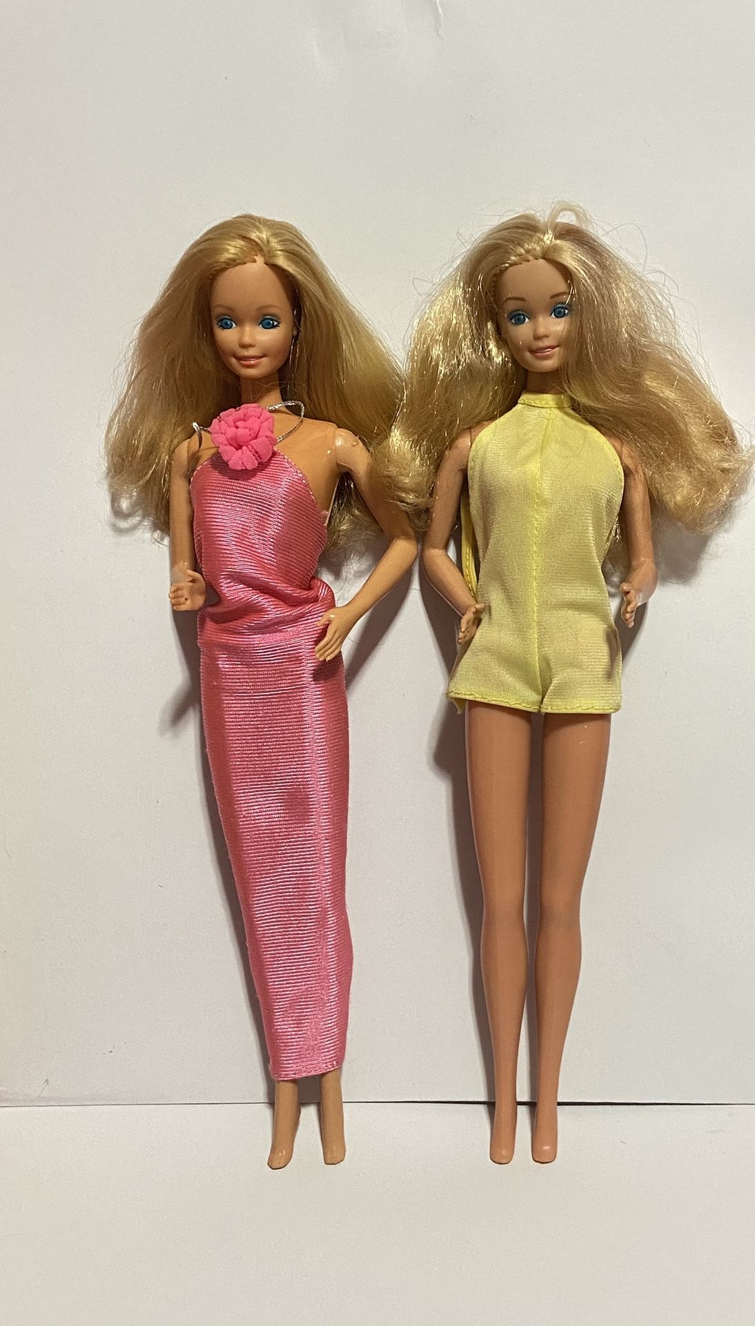 Vintage Superstar Barbie Dolls Taiwan, Malaysia