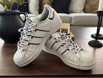 Adidas Superstar Thin Stripes Size 5 $10