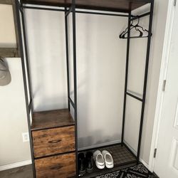 Closet/Organizer