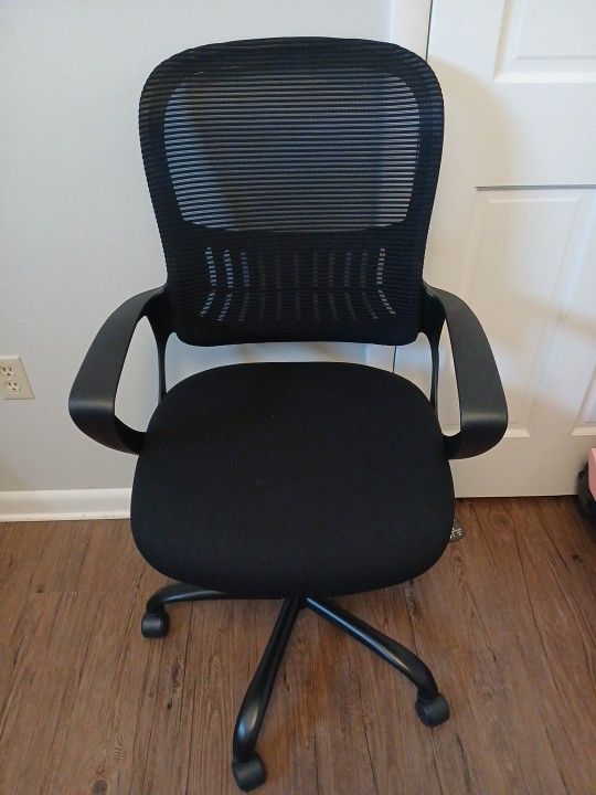 Smug Office Computer Desk Chair