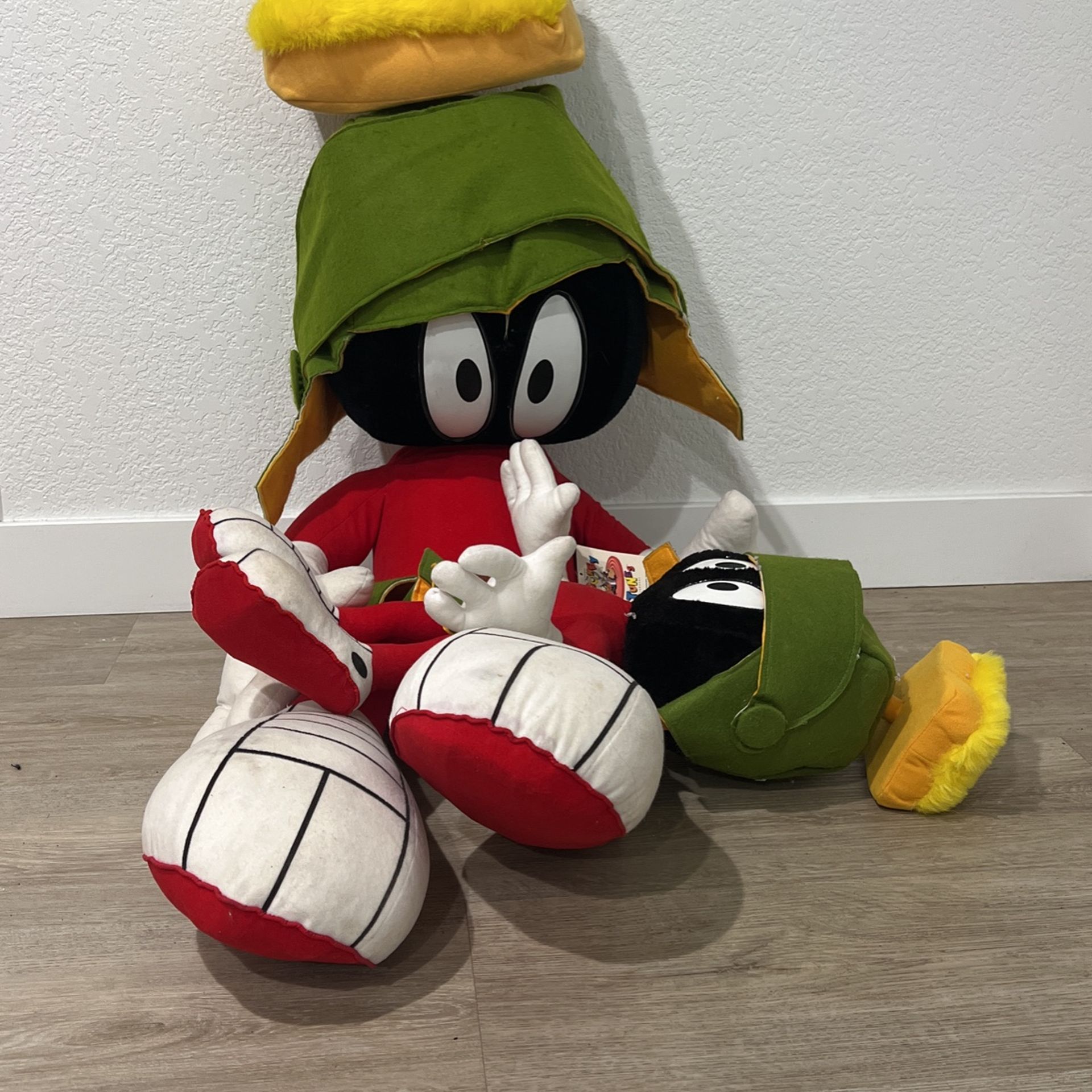 Marvin  stuffed animal with tags vintage
