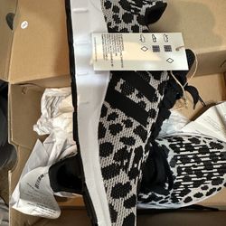 Adidas Tennis Shoes —woman’s 