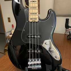 2019 Fender American Elite Jazz Bass with Maple Fretboard - Black passive conversion