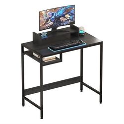 Small Office Desk ( Just Assembled )
