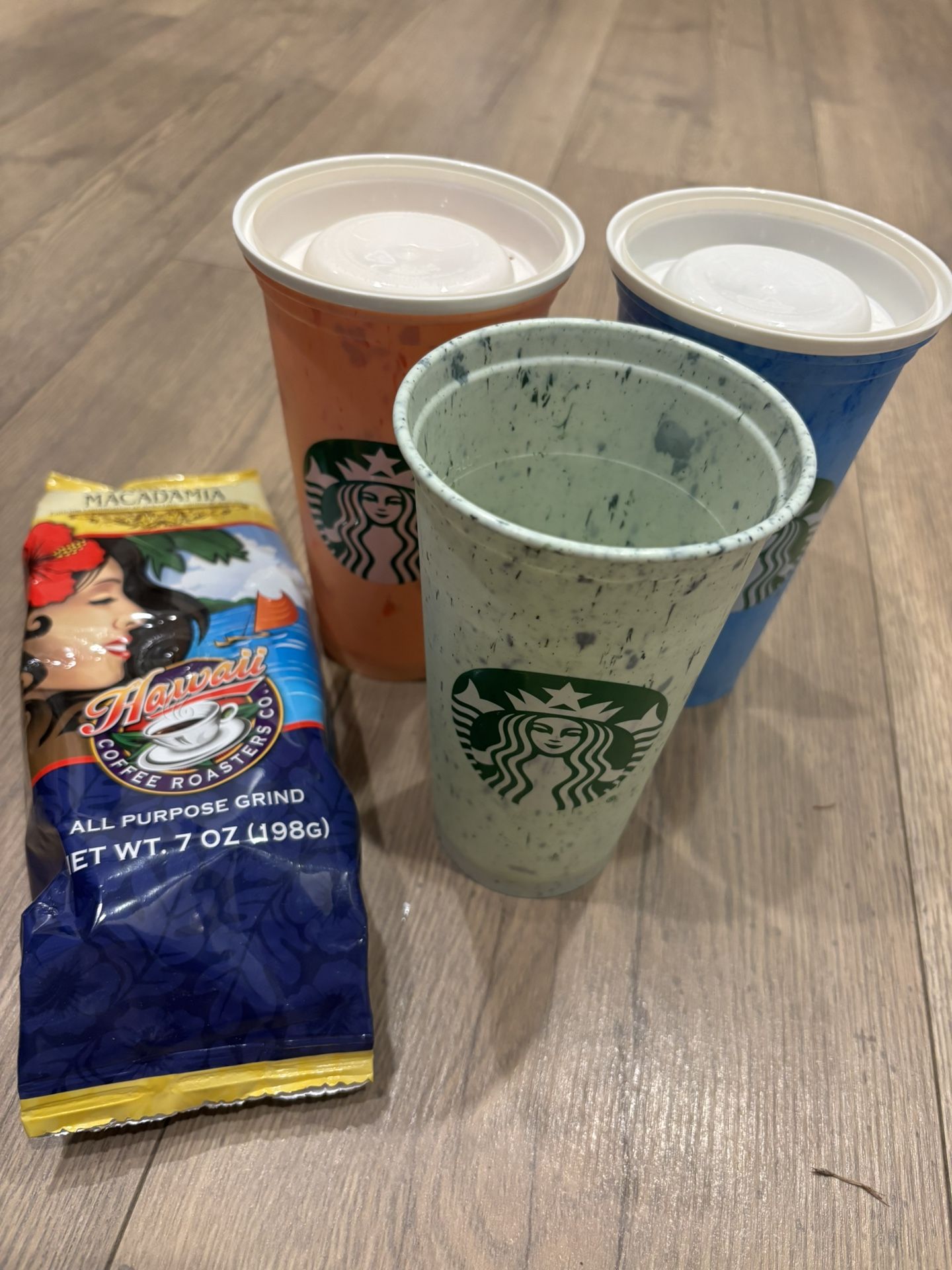 Trio Starbucks Travel Cups With Coffee