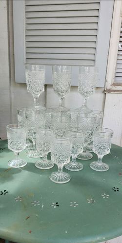 15 Piece Vintage Drinking Glassware