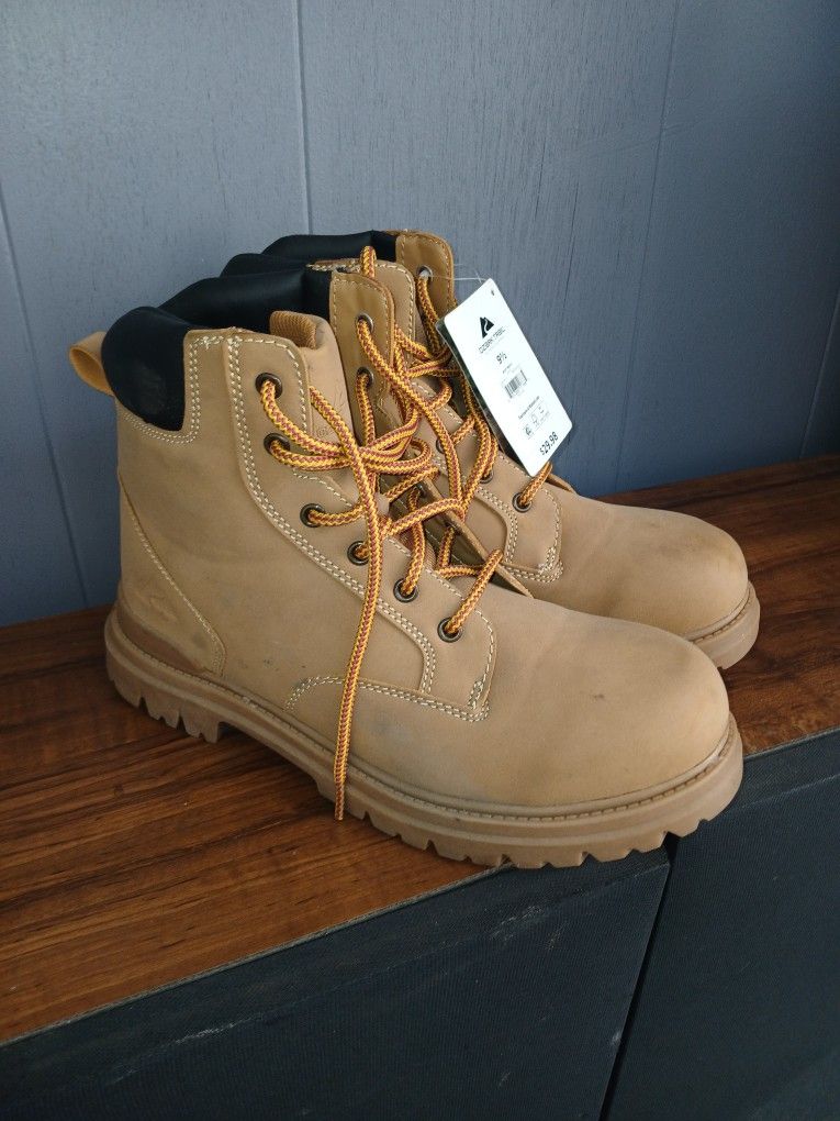 Boots Size 9