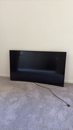 TV + mount and remote