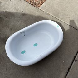 Frida Baby Tub