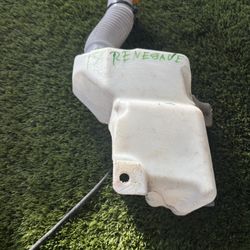 2017 Jeep Renegade Windshield Washer Fluid reservoir 