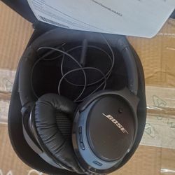 Bose - SoundLink Wireless Around-Ear Headphones II - Black

