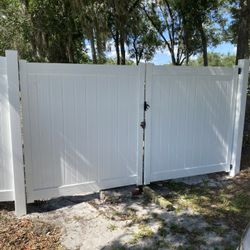 Vinyl Fence 