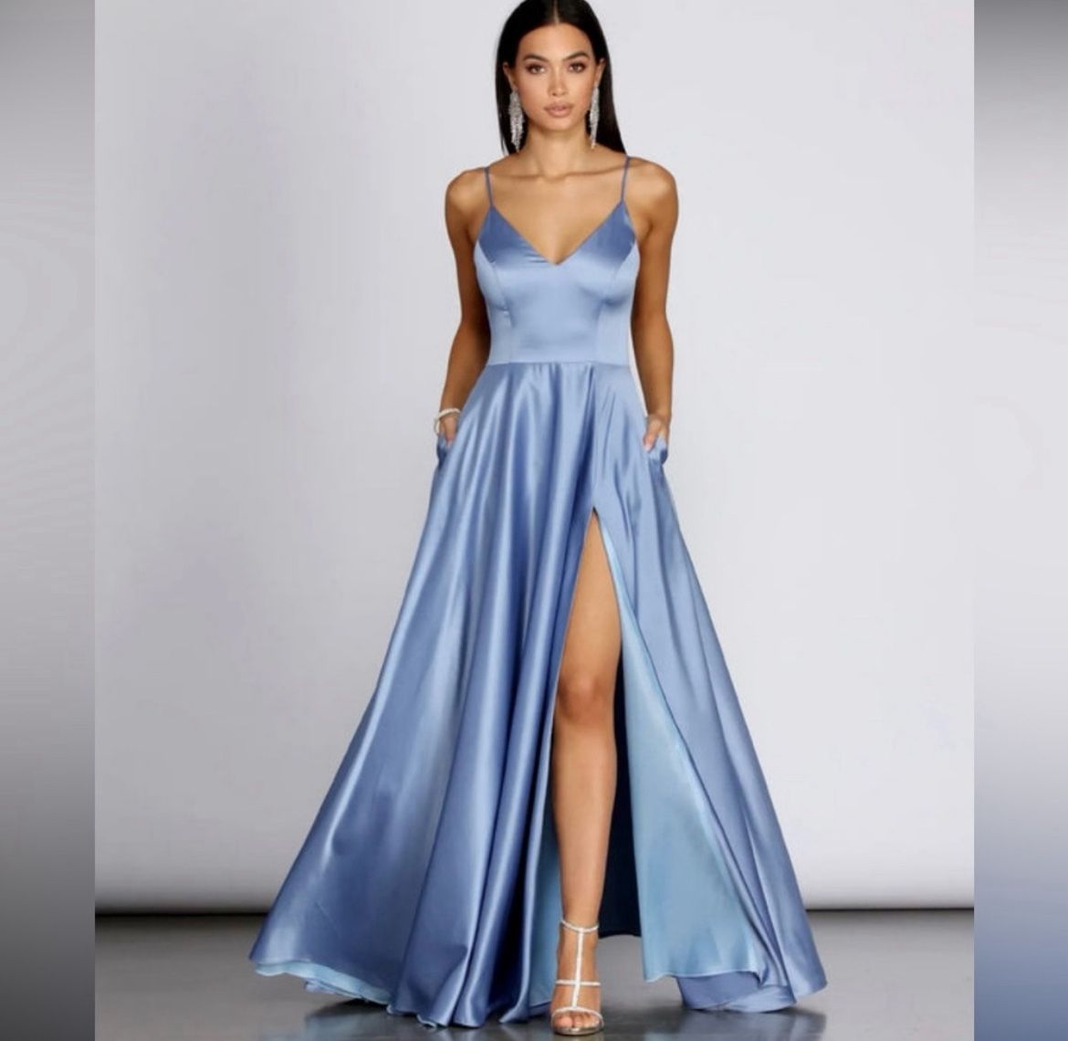 Windsor Juliet Formal High Slit Dress