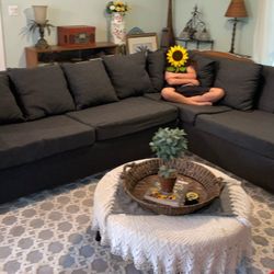 $180 Modern Sectional couch L shape Dark gray in great condition measured in pics
