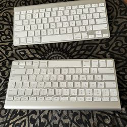 Two wireless apple keyboard for imac like new