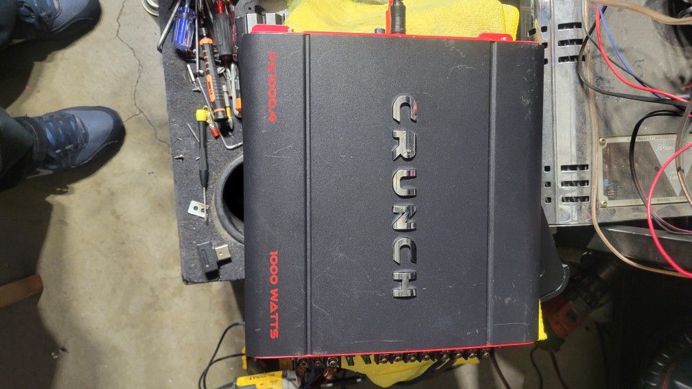 Crunch 1000 Watts 4 Channel