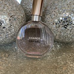 Perfumes & iPhone 11