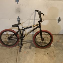 GT Bikes Bmx (20.5”)