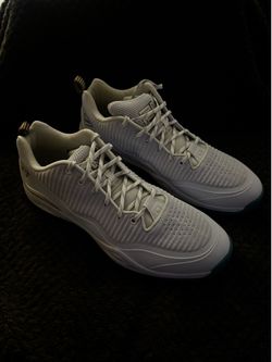 Size 15 men’s athletic shoes