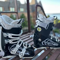 Fisher Ski Boots Size 6
