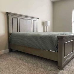 Master Bedroom Furniture Set Queen Size Bed, Dresser, Mirror, Nightstand 🔥$39 Down Payment with Financing 🔥 90 Days same as cash